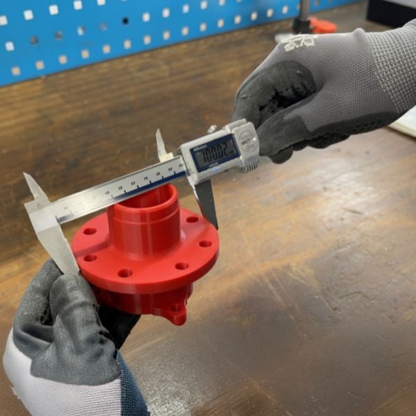 pezzo FDM misurato con calibro